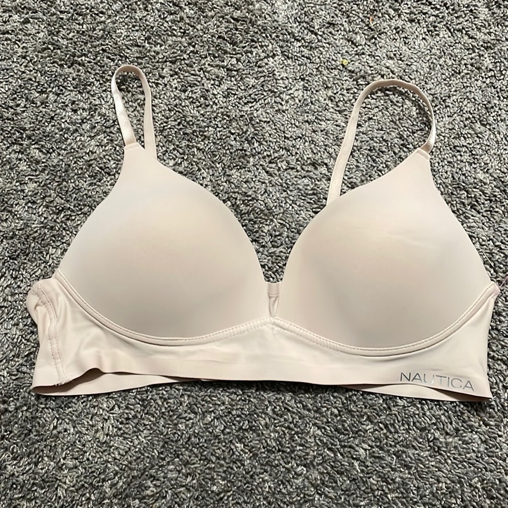 Nautica Womena‎ Intimates Comfortable Bra Nautica Nude 38C adj straps NWOT
